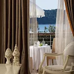 Station touristique Princess Resort, Santikos Collection