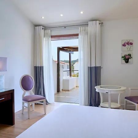 Princess Resort, Santikos Collection