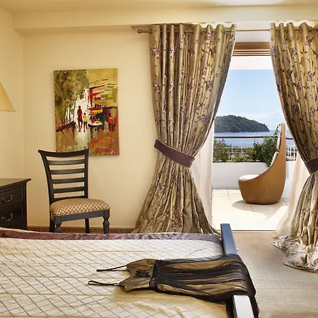 リゾート Princess Resort, Santikos Collection アギア・パラスケヴィ